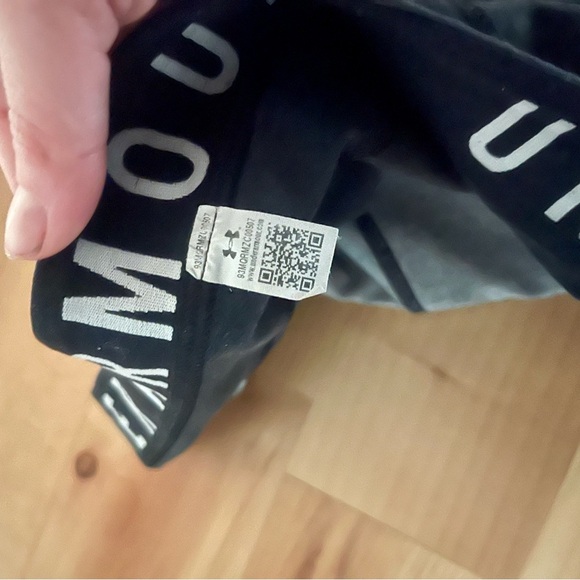 Under Armour Leggings Size Small - Picture 4 of 4